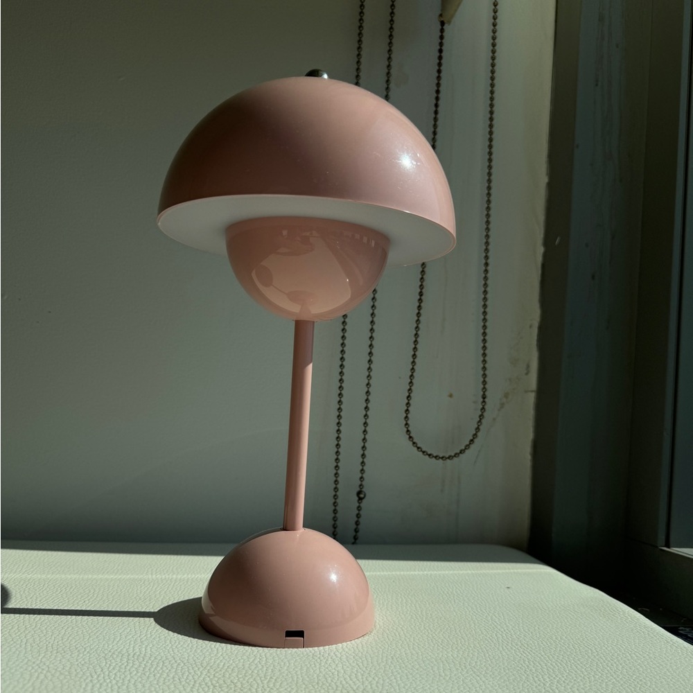 Mashroom Lamp - 3 color light modes Pink
